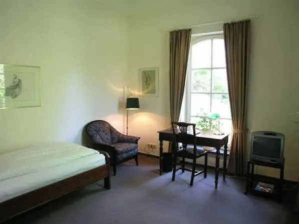 Falderhof Szálloda 3*