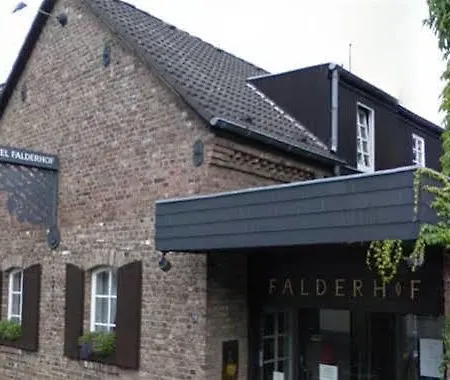 Falderhof 3*